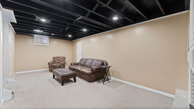 6318 Kyle Avenue N, Brooklyn Center, MN 55429