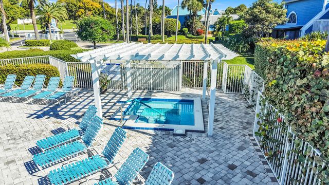 622 Ocean Dunes Circle, Jupiter, FL 33477