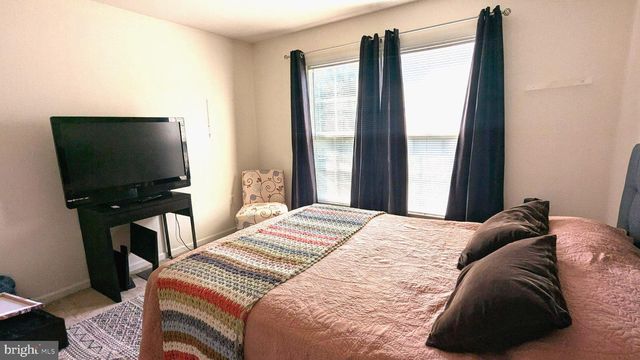 6 SAINT STEPHENS CT, Stafford, VA 22556