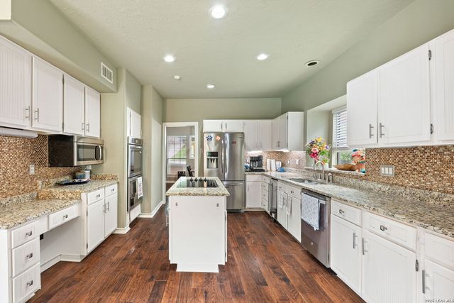 3030 Orchard Hill, San Antonio, TX 78230
