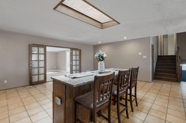 9669 Asbury Lane NW, Albuquerque, NM 87114