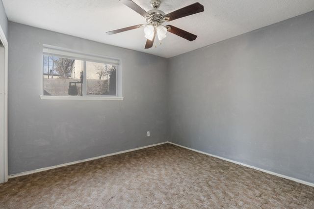 9669 Asbury Lane NW, Albuquerque, NM 87114