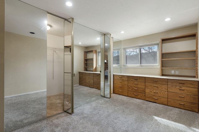 9669 Asbury Lane NW, Albuquerque, NM 87114