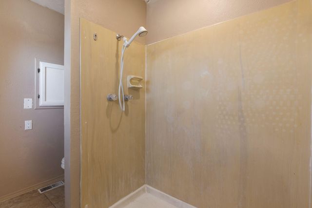 9669 Asbury Lane NW, Albuquerque, NM 87114