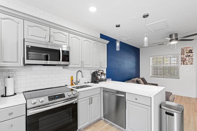 1301 NE 16TH Terrace 1-9, Fort Lauderdale, FL 33304