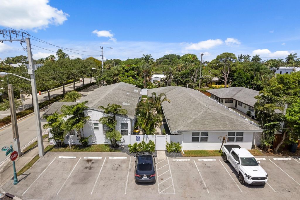 1301 NE 16TH Terrace 1-9, Fort Lauderdale, FL 33304