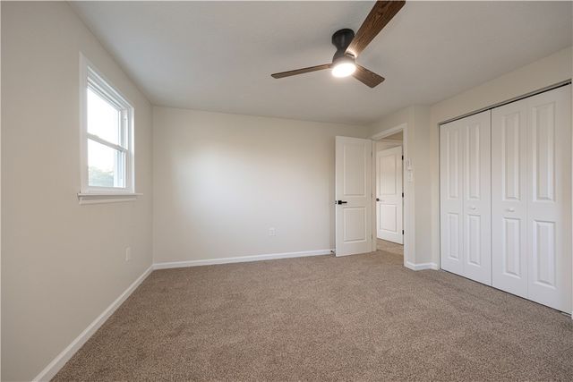 101 Wynview Dr, Coraopolis, PA 15108