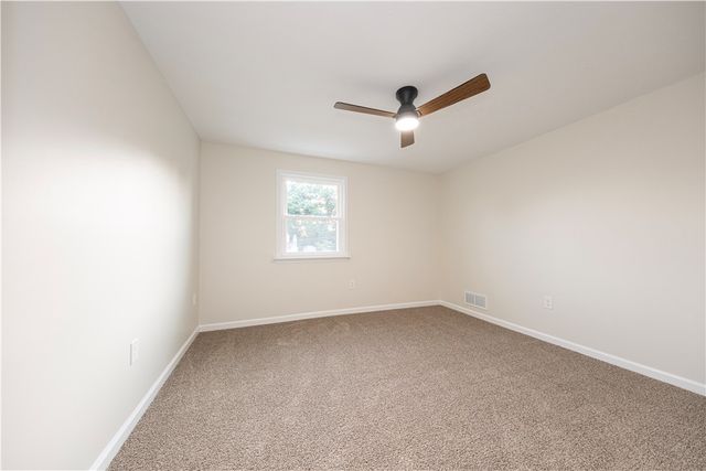 101 Wynview Dr, Coraopolis, PA 15108