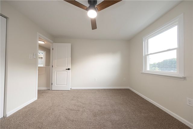 101 Wynview Dr, Coraopolis, PA 15108
