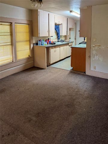 321 Sycamore Street, Grapeland, TX 75844