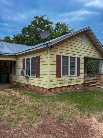 321 Sycamore Street, Grapeland, TX 75844