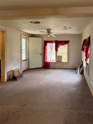 321 Sycamore Street, Grapeland, TX 75844