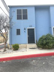 911 Vance Jackson Rd Apt Y, San Antonio, TX 78201