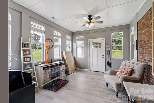 204 Quail Hollow Road, Marion, NC 28752