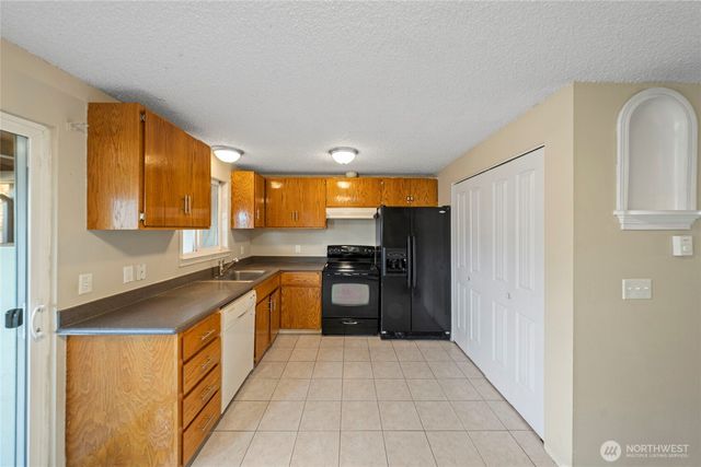 28602 46th Avenue S, Auburn, WA 98001