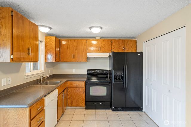 28602 46th Avenue S, Auburn, WA 98001