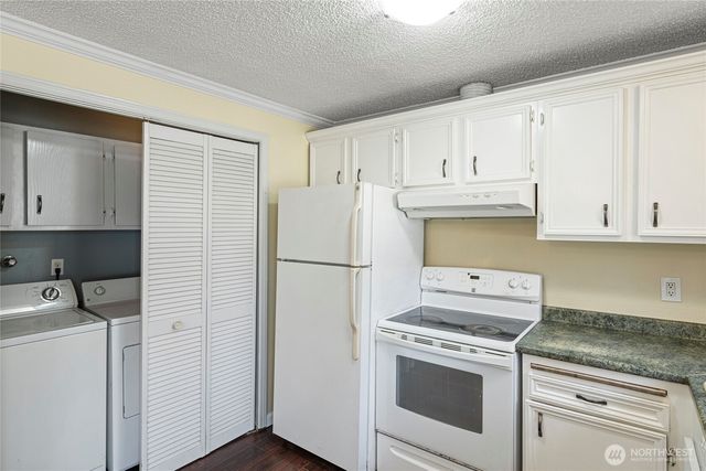 28602 46th Avenue S, Auburn, WA 98001