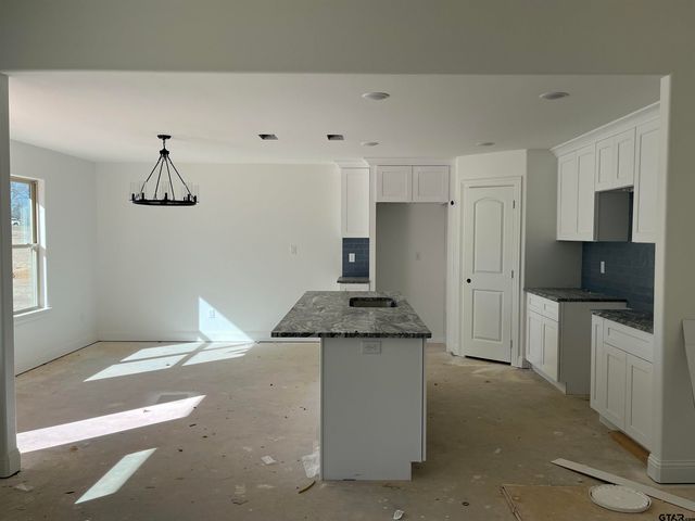 574 CR 2745, Mineola, TX 75773