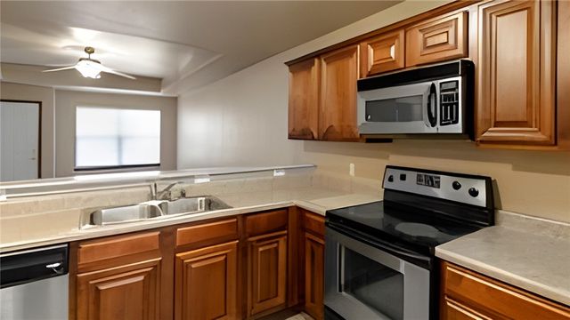 1270 -1274 Trinity Drive, Fayetteville, AR 72704