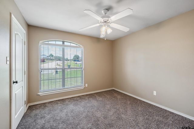 5878 Palo Pinto Dr, Tyler, TX 75707