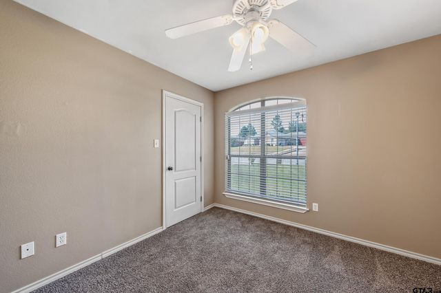 5878 Palo Pinto Dr, Tyler, TX 75707