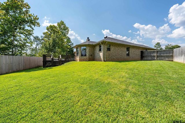 5878 Palo Pinto Dr, Tyler, TX 75707