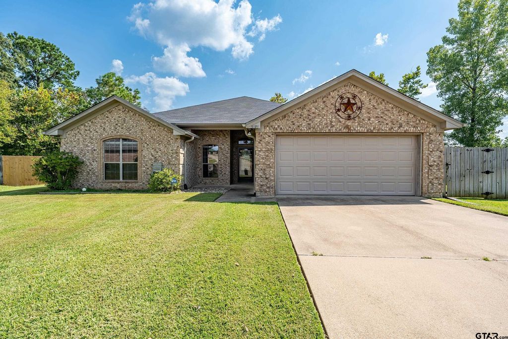 5878 Palo Pinto Dr, Tyler, TX 75707