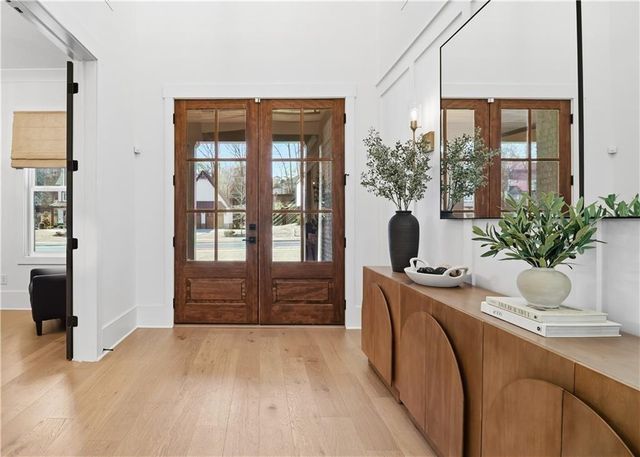 124 Chateau Place, Woodstock, GA 30188