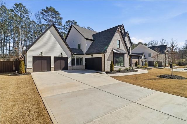 124 Chateau Place, Woodstock, GA 30188