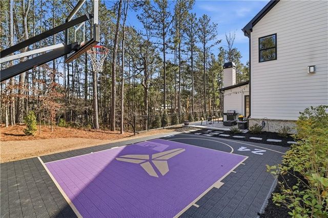 124 Chateau Place, Woodstock, GA 30188