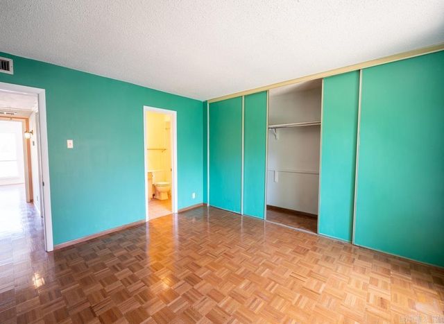 31 Hampshire Circle, Little Rock, AR 72212