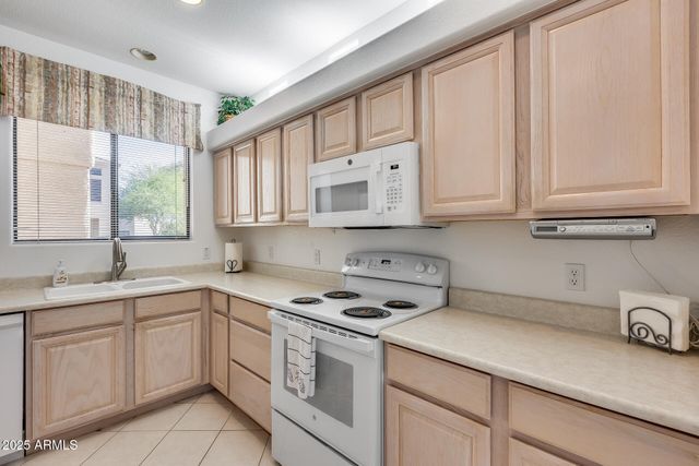 13606 N CAMBRIA Drive 103, Fountain Hills, AZ 85268