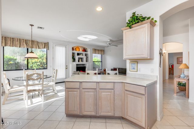 13606 N CAMBRIA Drive 103, Fountain Hills, AZ 85268