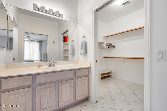 13606 N CAMBRIA Drive 103, Fountain Hills, AZ 85268