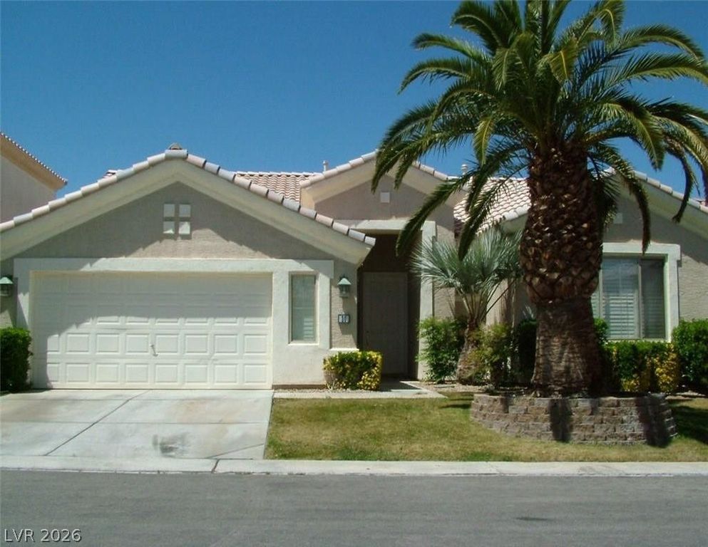 30 CASTLE CREEK Court, Las Vegas, NV 89148