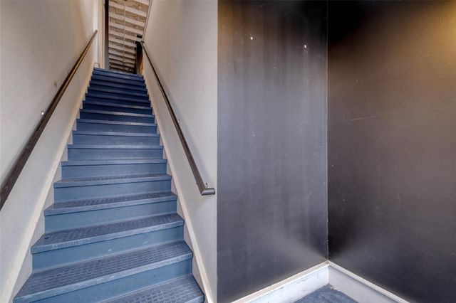 117 East ST 200, Hutto, TX 78634