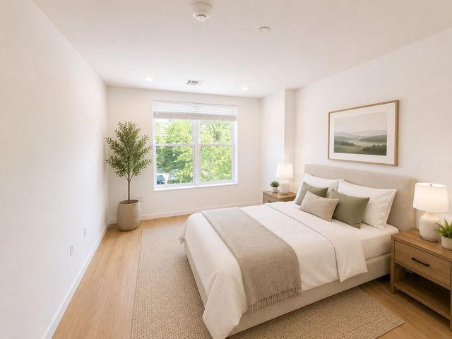 40 Centre St 603, Brookline, MA 02446