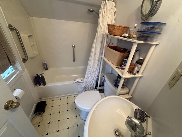 2835 W College AVENUE #2835A, Milwaukee, WI 53221