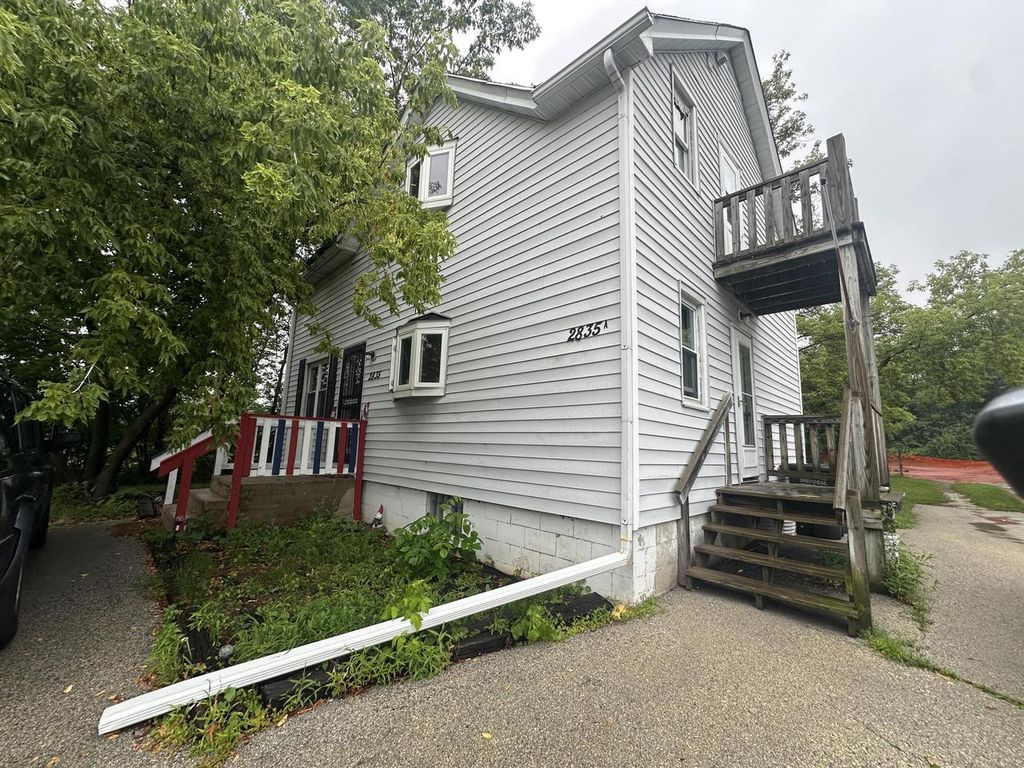 2835 W College AVENUE #2835A, Milwaukee, WI 53221