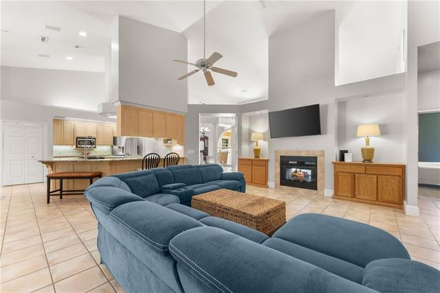 593 Cross Creek Drive, Toccoa, GA 30577