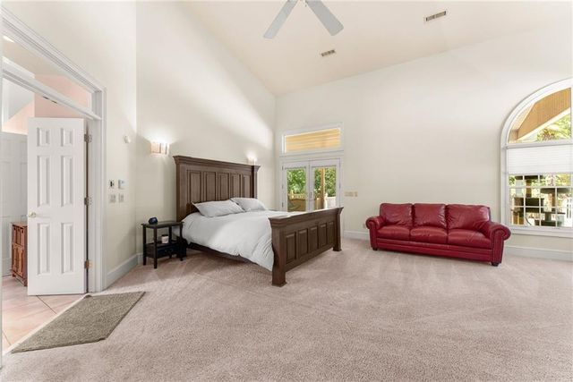 593 Cross Creek Drive, Toccoa, GA 30577