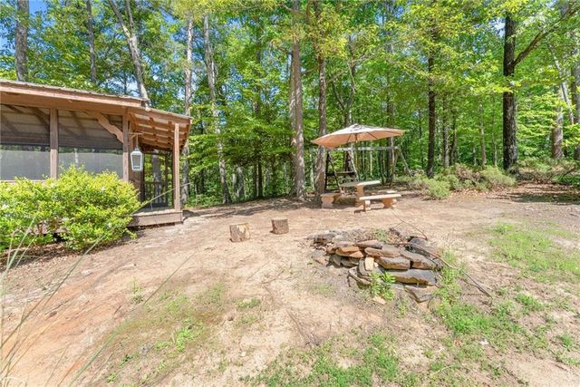 593 Cross Creek Drive, Toccoa, GA 30577