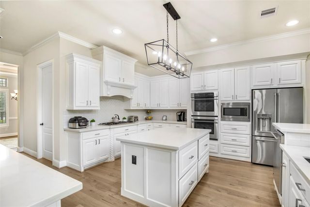 12103 Chisel Ridge, Pearland, TX 77584