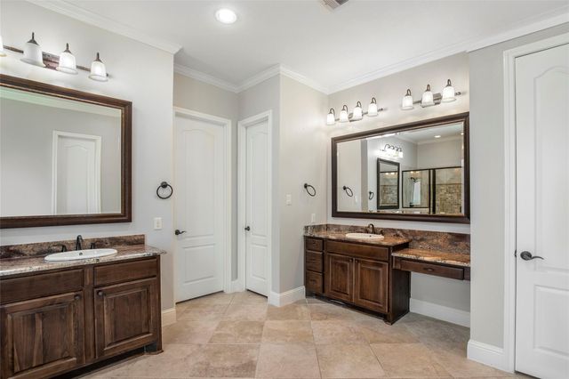 12103 Chisel Ridge, Pearland, TX 77584