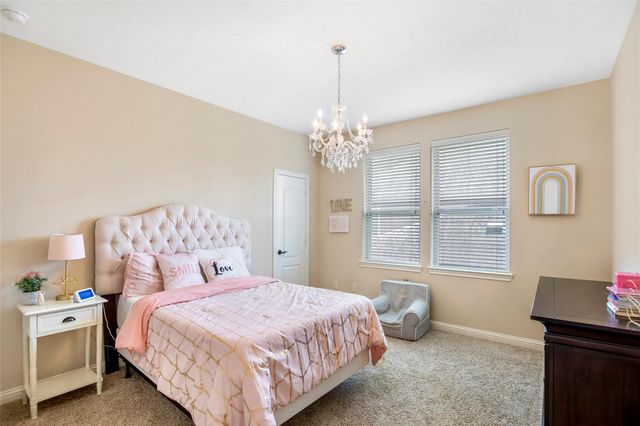 12103 Chisel Ridge, Pearland, TX 77584