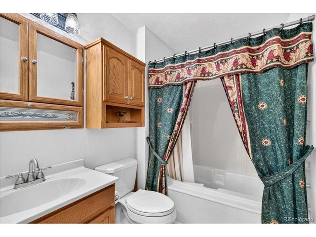 6476 Welch Ct, Arvada, CO 80004