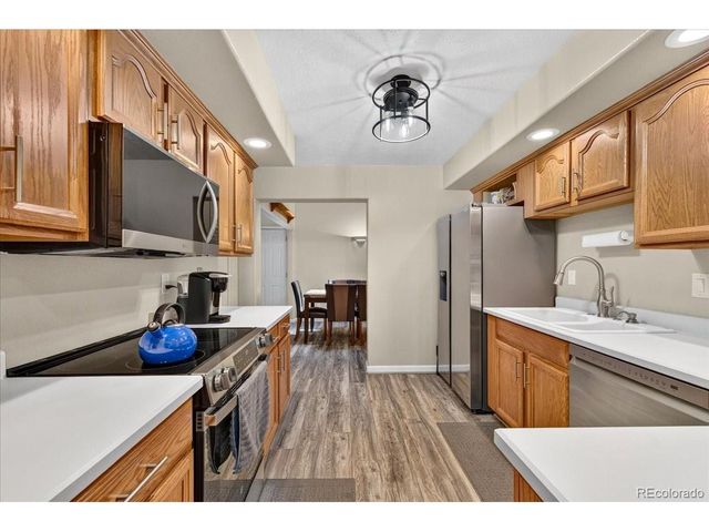 6476 Welch Ct, Arvada, CO 80004