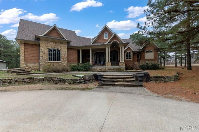 1355 Ridgeway Circle, Benton, MO 63736