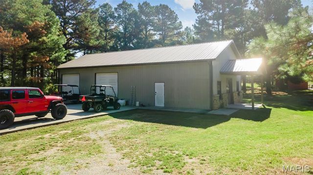 1355 Ridgeway Circle, Benton, MO 63736