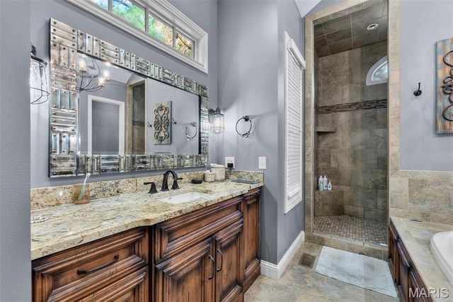 1355 Ridgeway Circle, Benton, MO 63736